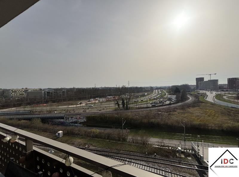 Appartement - 110 m² - 5 pièces