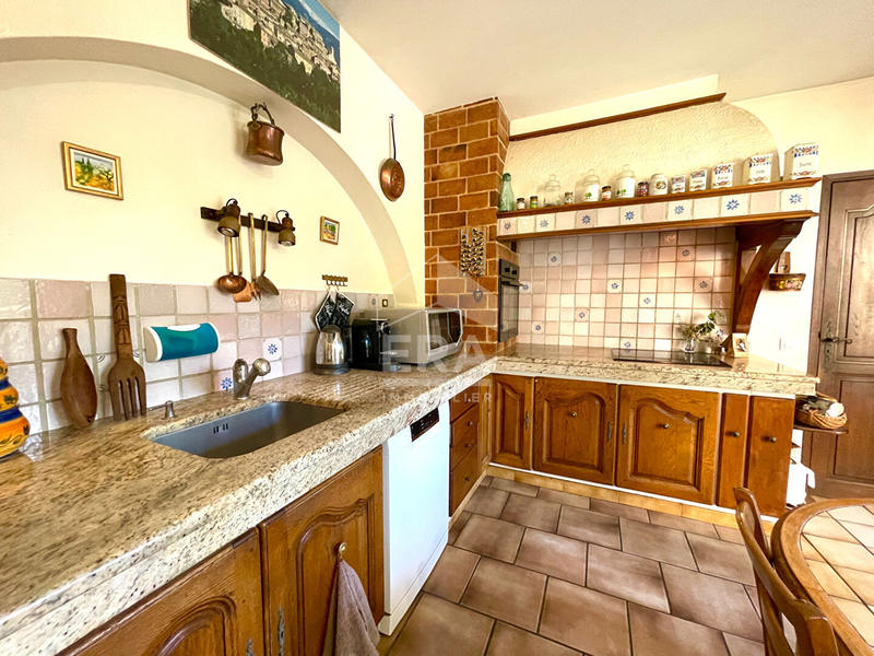 Maison - 187 m² - 5 pièces