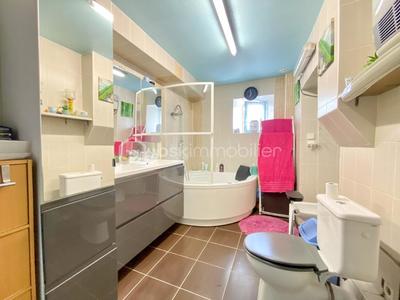 Maison en pierre - 200 m² - 9 pièces