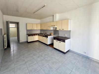 Maison - 97 m² - 4 pièces