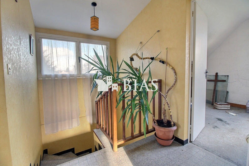 Maison - 135 m² - 8 pièces