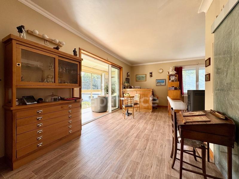 Maison - 180 m² - 6 pièces