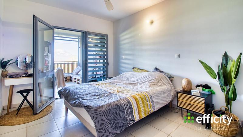 Appartement - 81 m² - 3 pièces