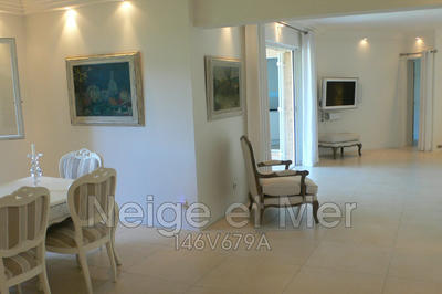 Appartement - 120 m² - 3 pièces