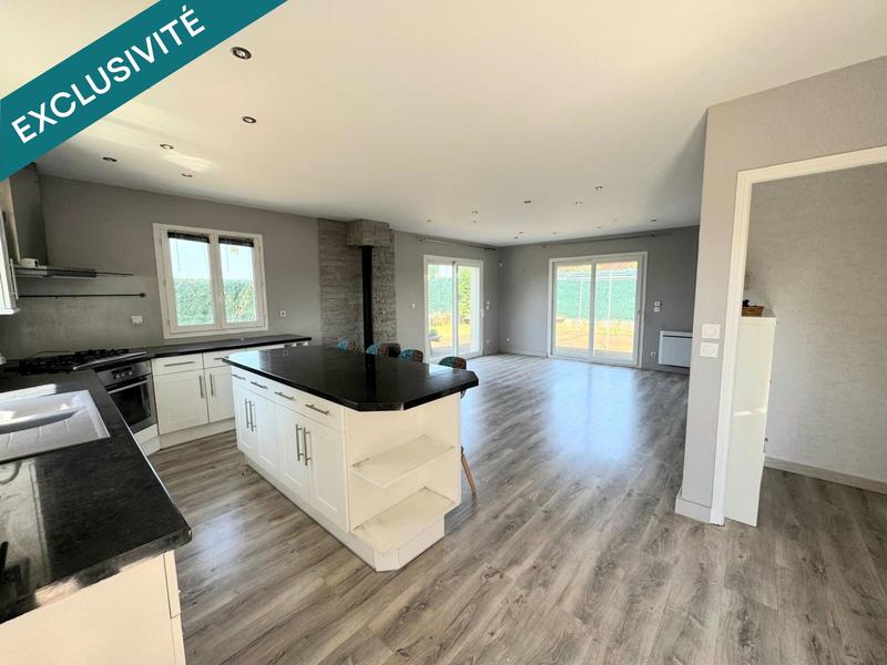 Maison - 100 m² - 5 pièces