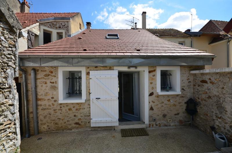 Maison en pierre - 84 m² - 4 pièces