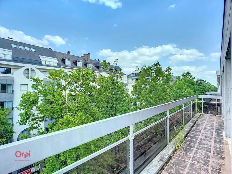 Appartement - 98 m² - 5 pièces