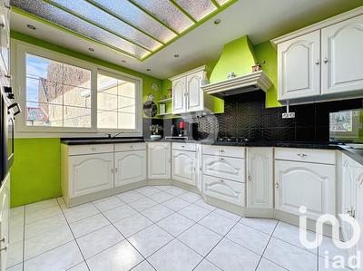 Maison - 107 m² - 4 pièces