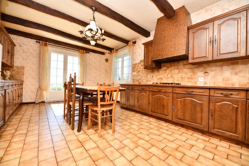 Maison - 177 m² - 6 pièces