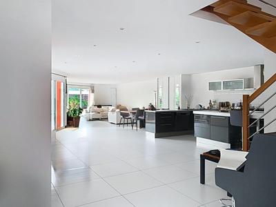 Villa - 195 m² - 7 pièces