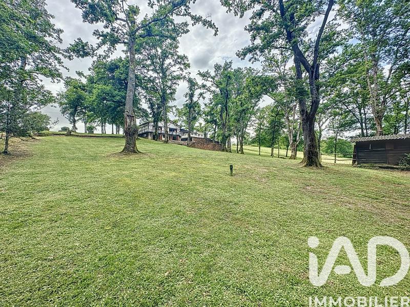 Maison - 170 m² - 5 pièces