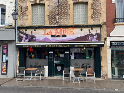 Fonds de commerce - Magasins - 150 m²