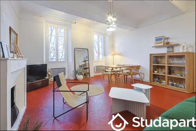 Chambre - 12 m² - 1 pièce