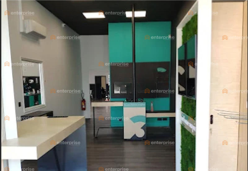 Local commercial - 275 m²