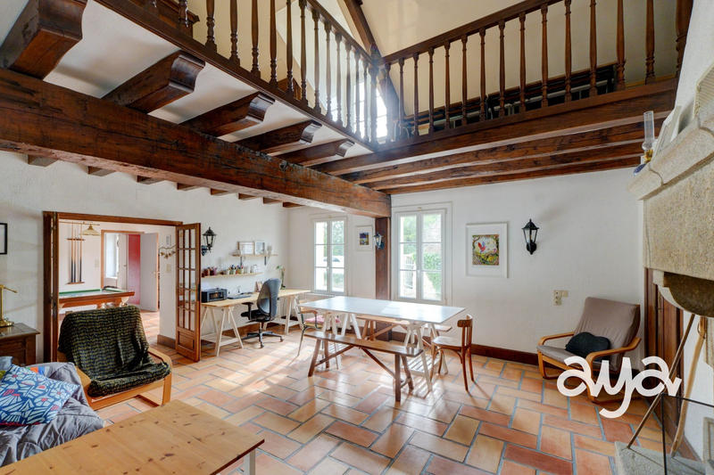 Maison ancienne - 172 m² - 7 pièces