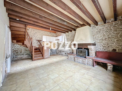 Maison - 104 m² - 5 pièces