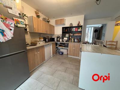 Maison - 108 m² - 4 pièces