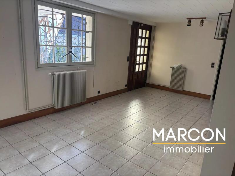 Propriété - 277 m² - 12 pièces