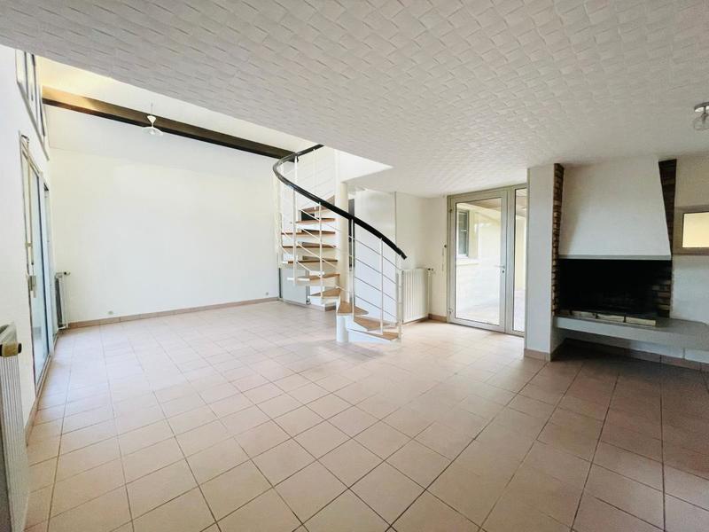 Maison - 136 m² - 5 pièces