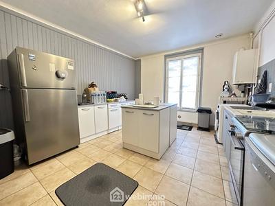Appartement - 87 m² - 3 pièces