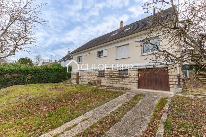 Maison - 167 m² - 10 pièces