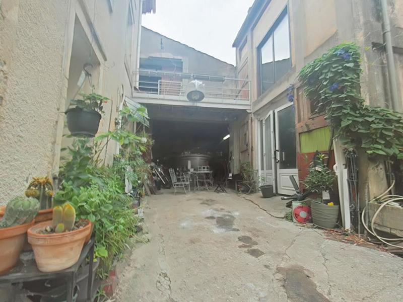 Maison - 220 m² - 9 pièces