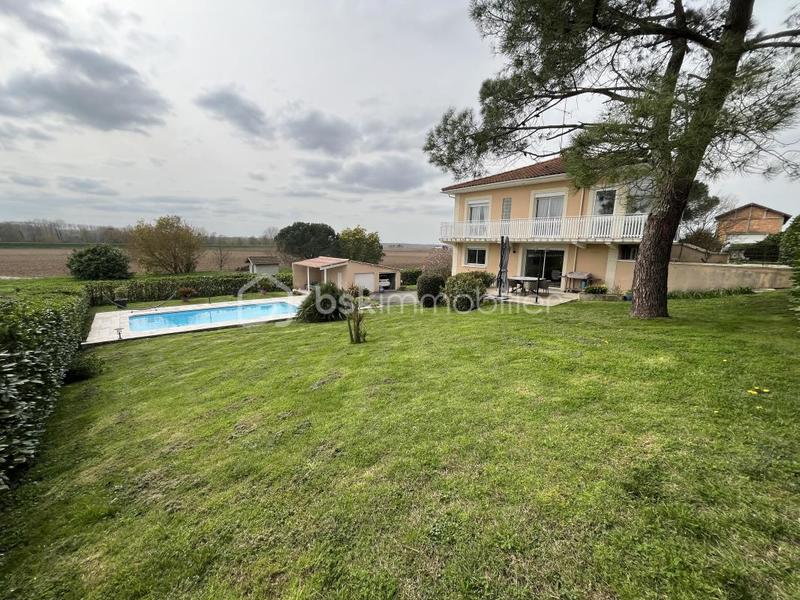 Maison - 158 m² - 6 pièces