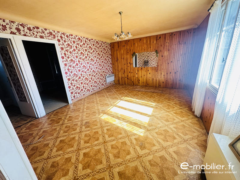 Maison - 105 m² - 5 pièces