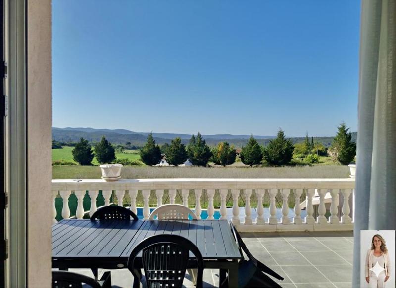 Maison - 121 m² - 5 pièces