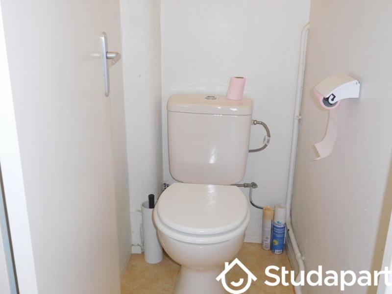 Chambre - 12 m² - 1 pièce