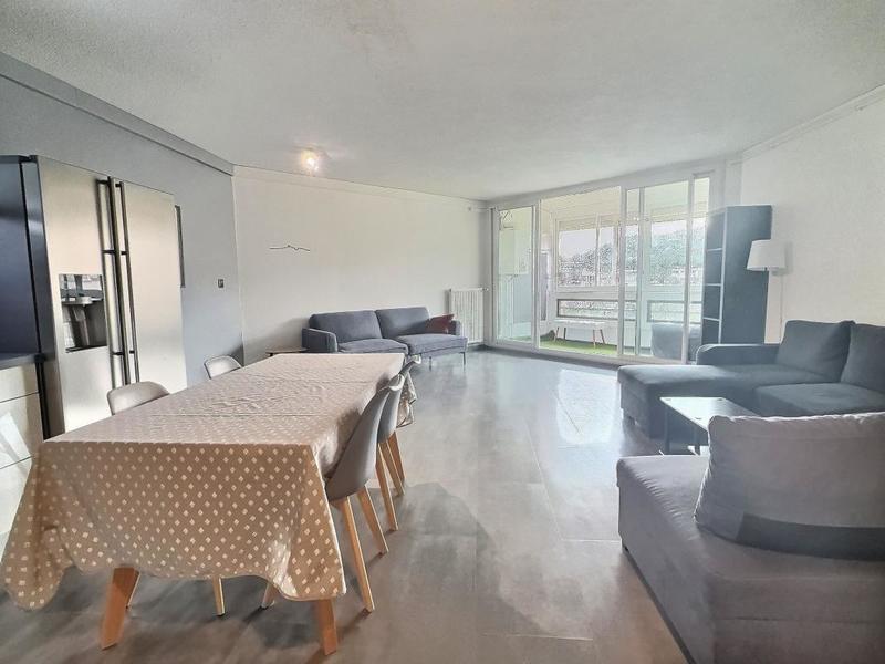 Appartement - 75 m² - 3 pièces