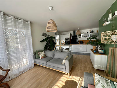 Appartement - 77 m² - 4 pièces