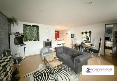 Appartement - 156 m² - 6 pièces