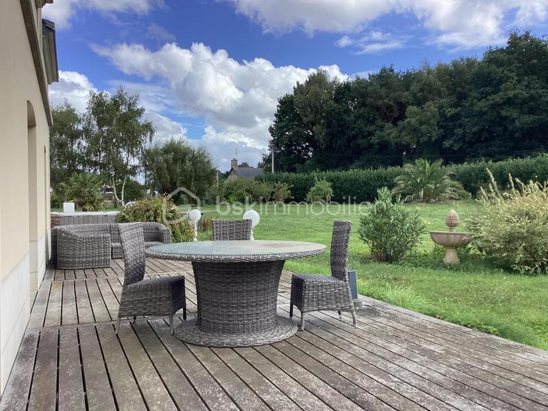 Maison d'architecte - 310 m² - 10 pièces