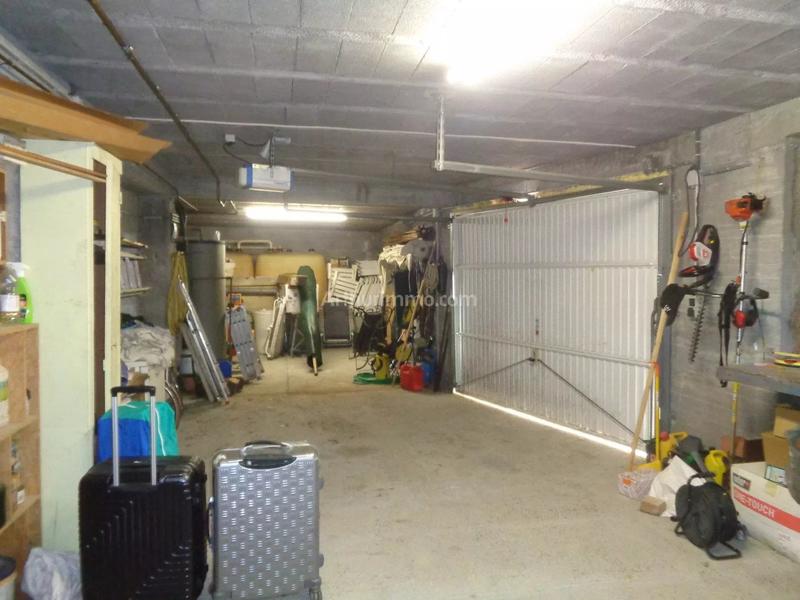 Maison - 240 m² - 10 pièces