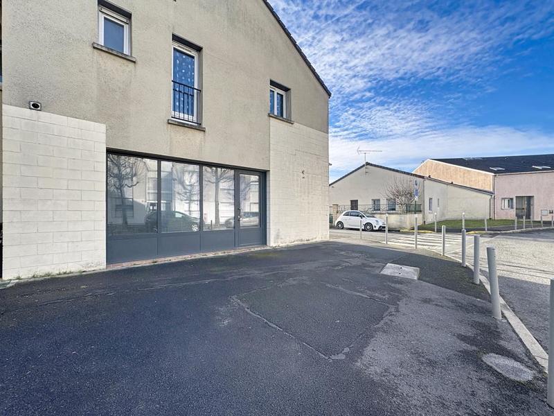 Bureau - 68 m² - 3 pièces