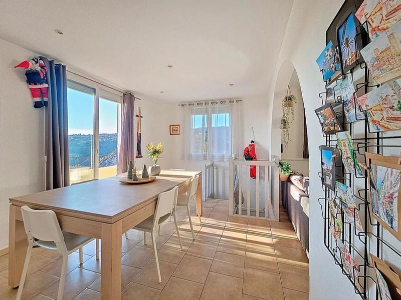 Maison - 89 m² - 4 pièces