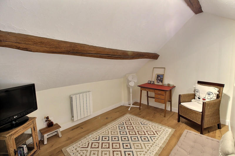 Demeure - 233 m² - 10 pièces