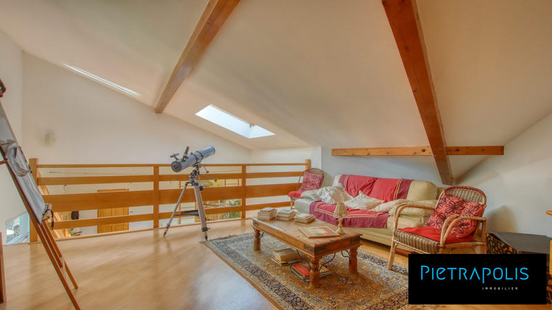 Villa - 204 m² - 8 pièces