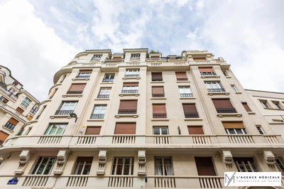 Bureau - 43 m² - 2 pièces