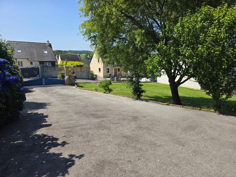 Maison contemporaine - 200 m² - 8 pièces