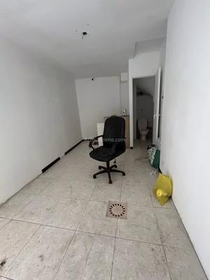 Bureau - 18 m² - 1 pièce