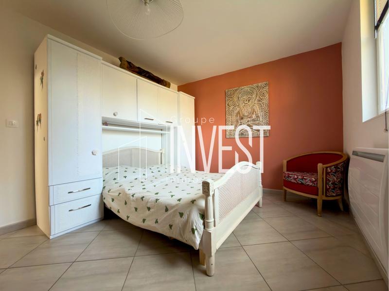 Maison - 246 m² - 5 pièces