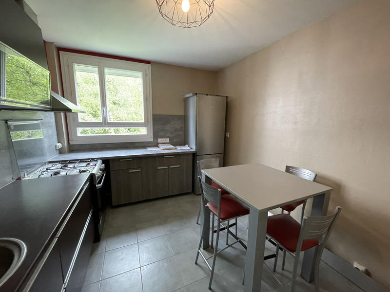 Appartement - 64 m² - 3 pièces