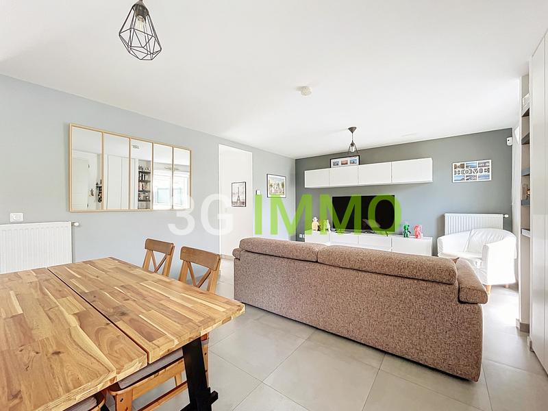 Maison - 80 m² - 5 pièces