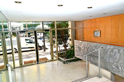 Appartement - 82 m² - 3 pièces