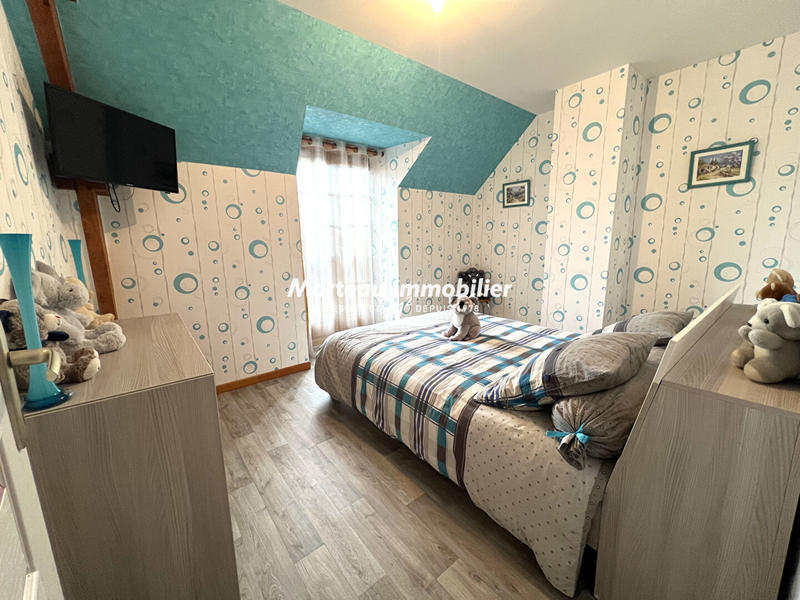 Maison - 179 m² - 7 pièces