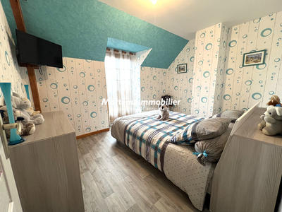 Maison - 179 m² - 7 pièces