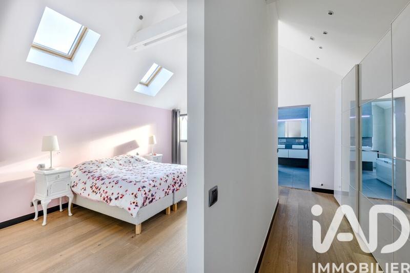 Maison de maîtres - 220 m² - 6 pièces