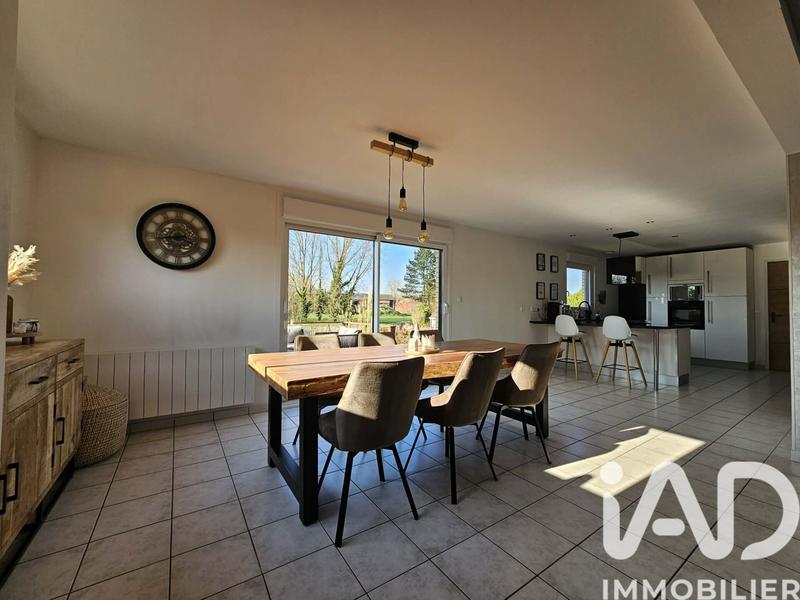 Maison - 185 m² - 6 pièces